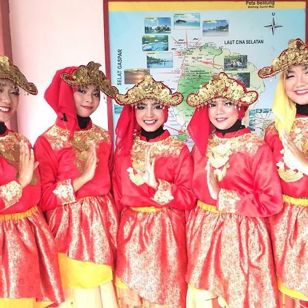 Belitung Backpacker Apartamento Tanjung Pandan Exterior foto
