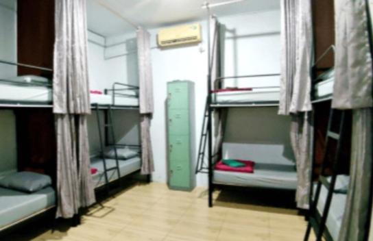 Belitung Backpacker Apartamento Tanjung Pandan Exterior foto
