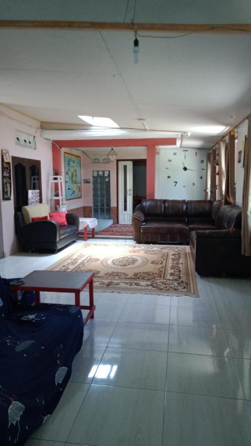 Belitung Backpacker Apartamento Tanjung Pandan Exterior foto