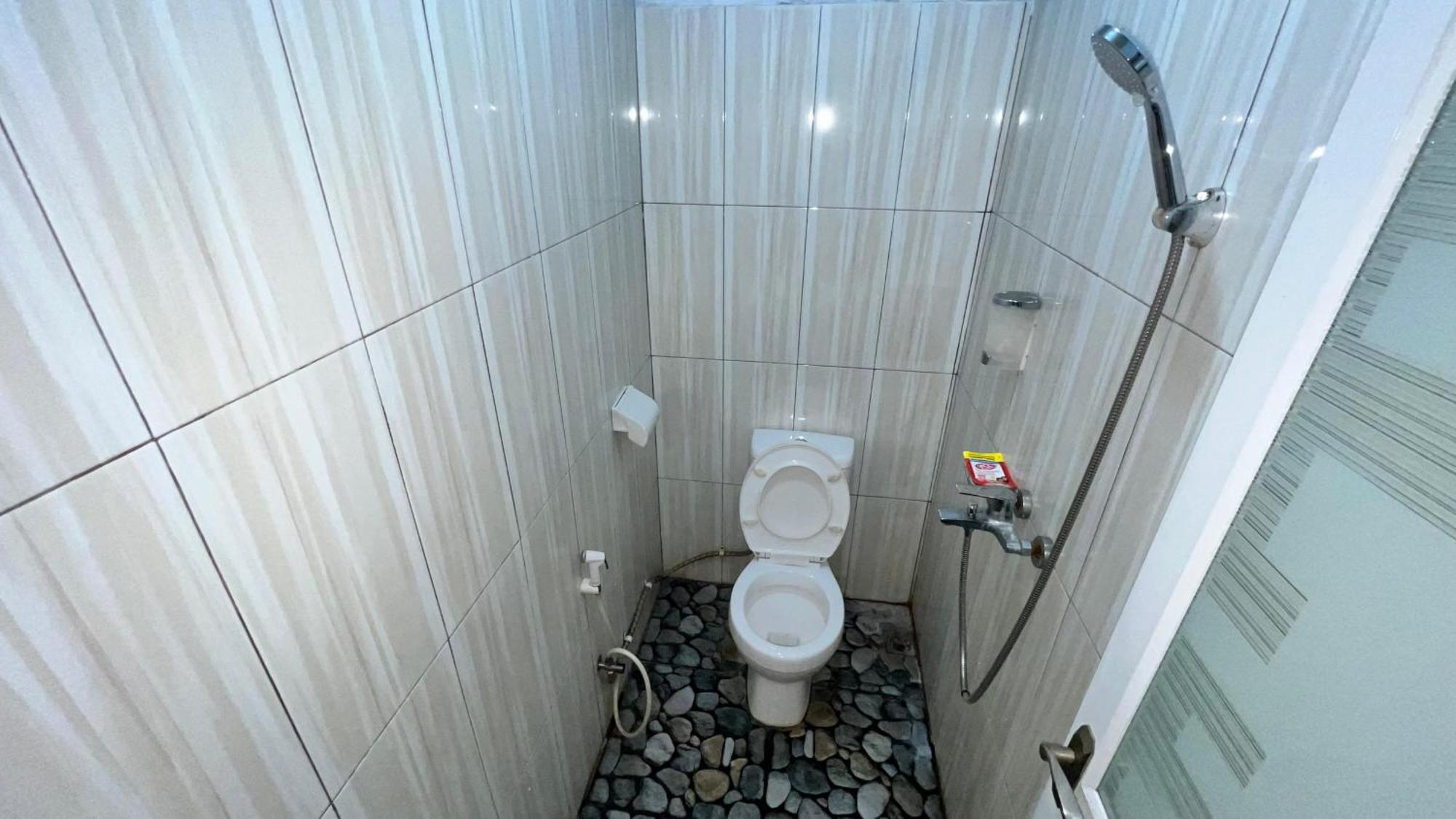 Belitung Backpacker Apartamento Tanjung Pandan Exterior foto