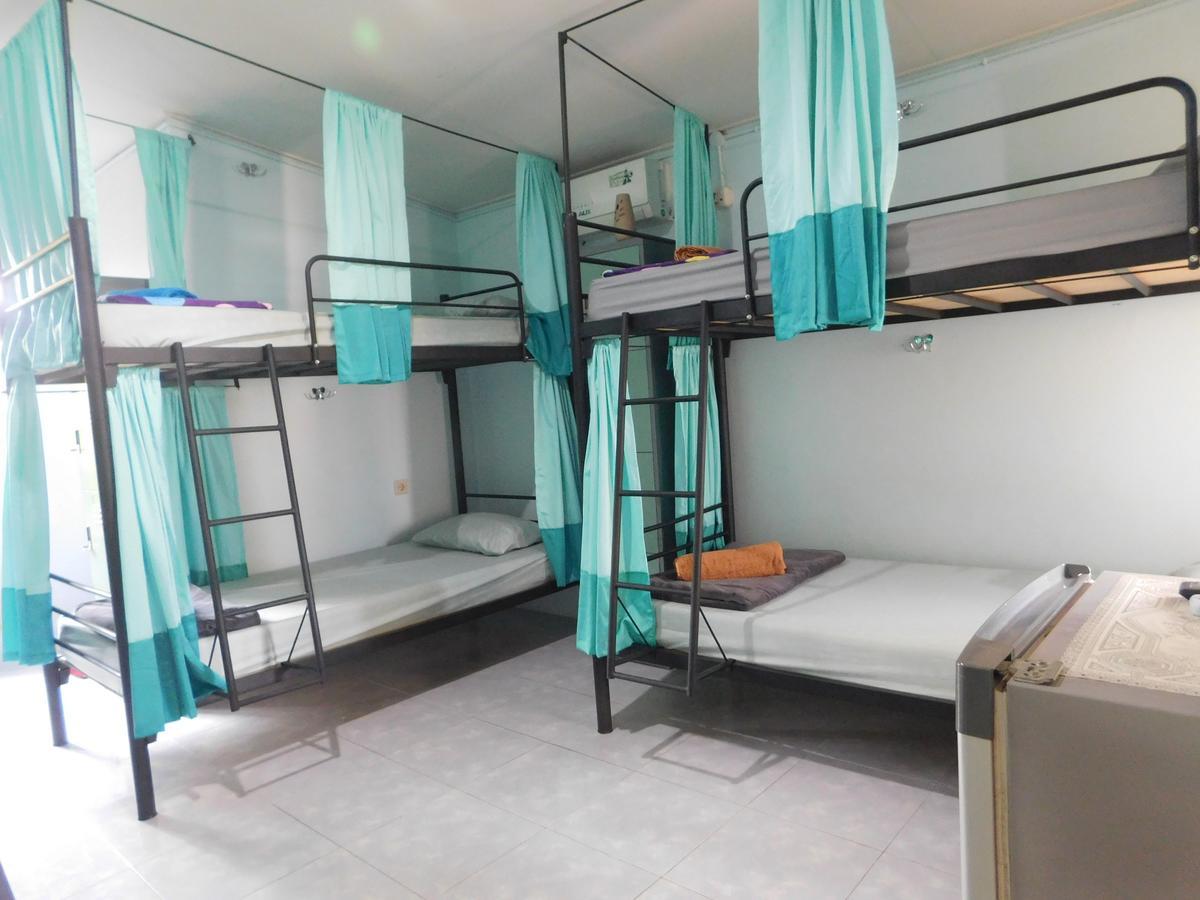 Belitung Backpacker Apartamento Tanjung Pandan Exterior foto