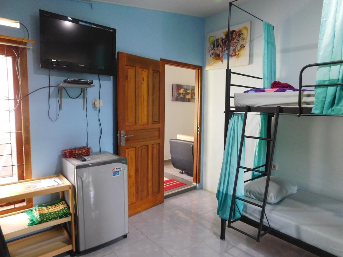 Belitung Backpacker Apartamento Tanjung Pandan Exterior foto