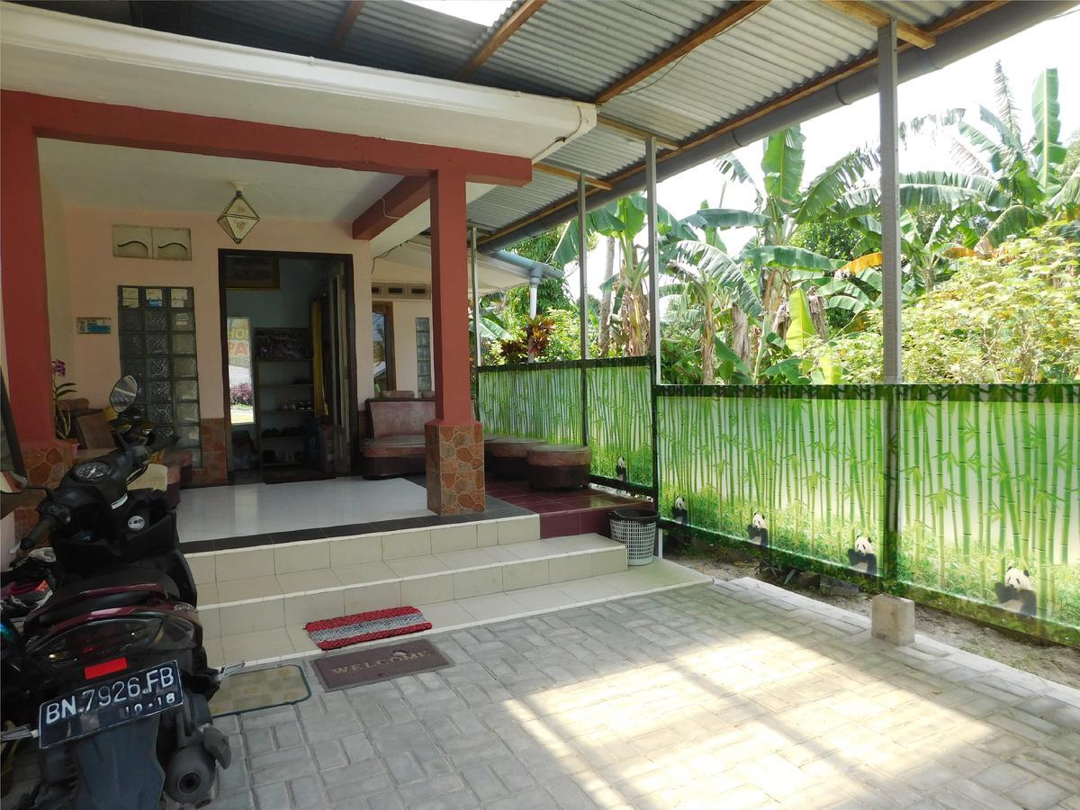 Belitung Backpacker Apartamento Tanjung Pandan Exterior foto