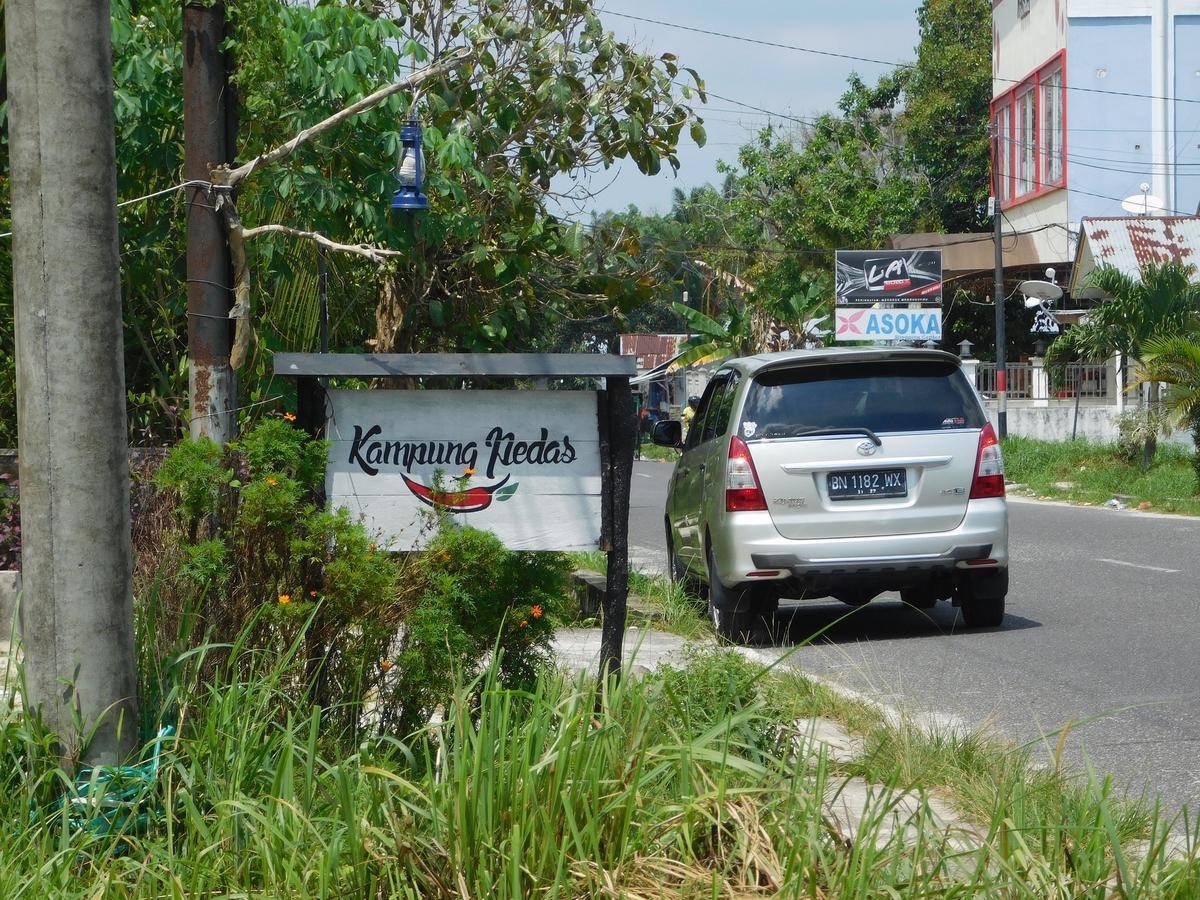 Belitung Backpacker Apartamento Tanjung Pandan Exterior foto
