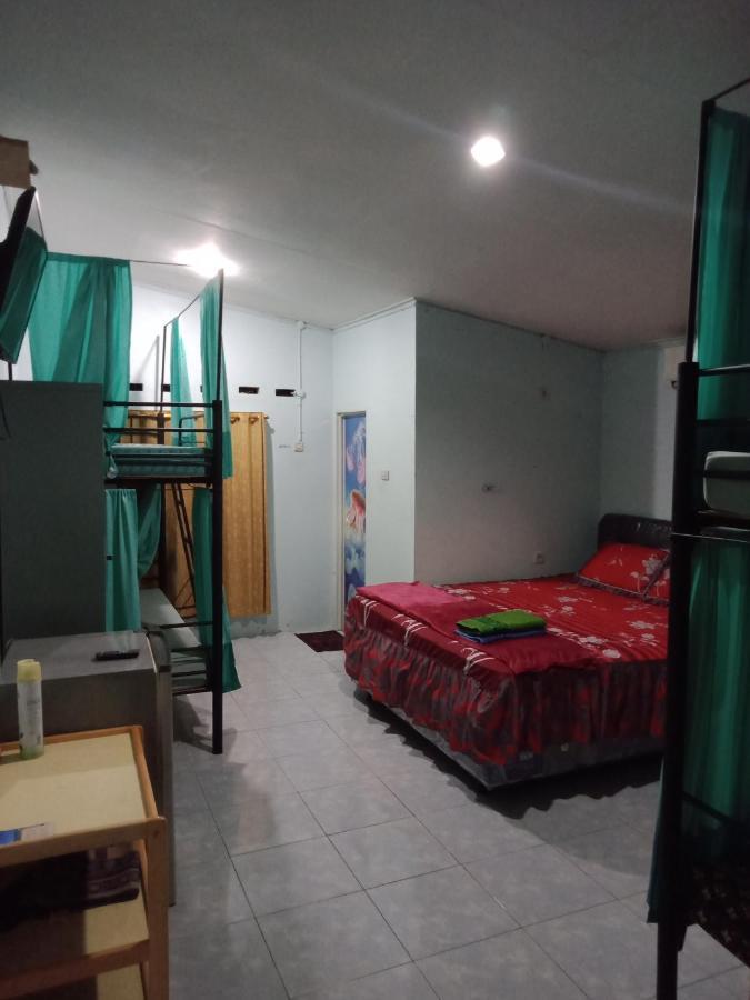 Belitung Backpacker Apartamento Tanjung Pandan Exterior foto